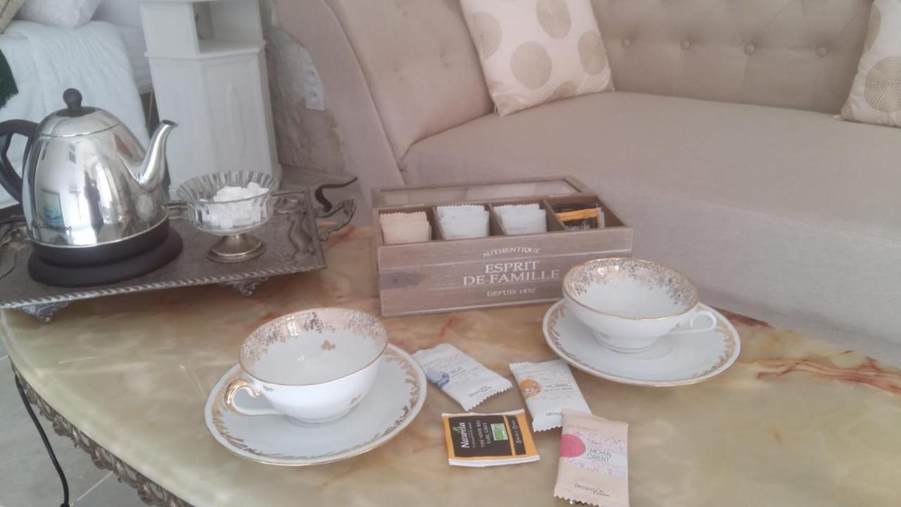 Le Manoir Des Roches Bed & Breakfast Bourre Bagian luar foto
